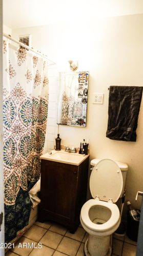 3323 40 St, Phoenix AZ 85040-2918 exterior