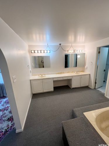 2137 Lorita Way, Sandy UT 84093-6489 exterior