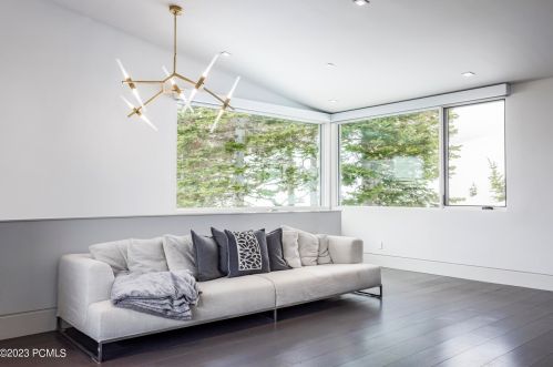 143 White Pne Cyn Rd, Park City UT 84060-6505 exterior