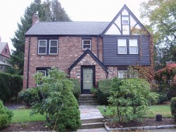 12 Furber Ln, Newton, MA 02459-1504