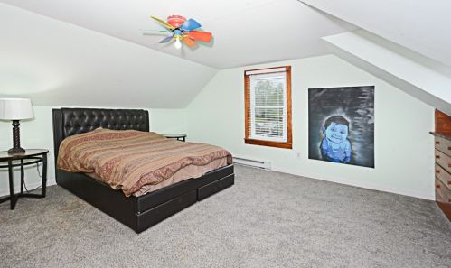 377 Main St, East Brookfield MA 01515-1703 exterior