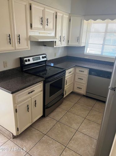 2544 Elm St, Phoenix AZ  85016-4811 exterior