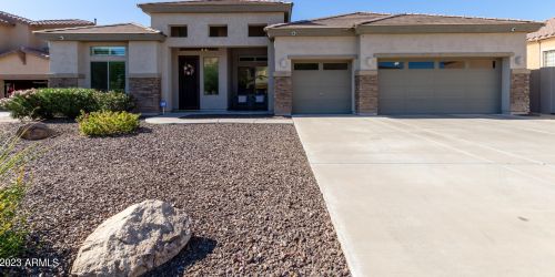 26518 51st Dr, Phoenix AZ  85083-1274 exterior