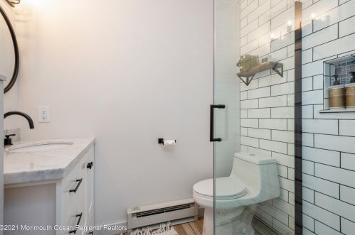 6 Tower Hl Dr, Tinton Falls NJ 07701-2473 exterior