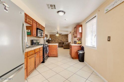 1340 38 Dr, Phoenix AZ 85053-2811 exterior