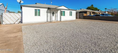 1828 Cocopah St, Phoenix, AZ 85007-4027