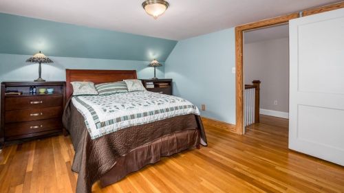 27 Fairfield St, Dedham MA 02026-1405 exterior