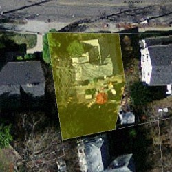 64 Jackson St, Newton MA 02459-2512 aerial view