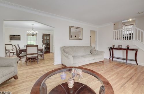 205 Fairway Ave, Belleville NJ 07109-1401 exterior