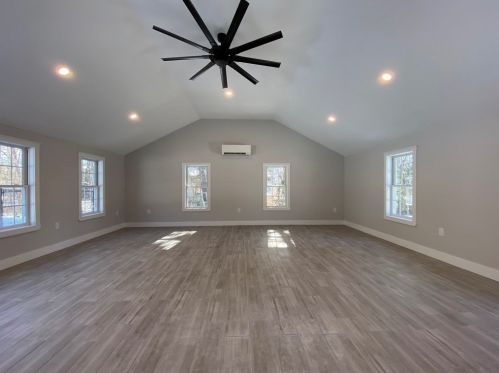 332 East St, West Bridgewater MA  02379-1808 exterior