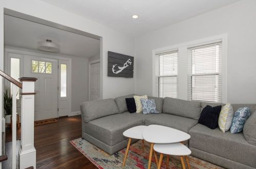 296 Billings Rd, Quincy, MA 02170-2407