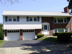 29 Anthony Cir, Newton, MA 02460-1109