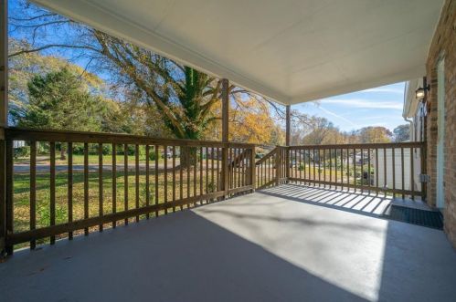 1367 Kenilworth Dr, Atlanta GA  30310-3941 exterior