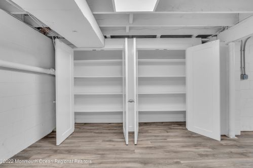 722 Green Valley Rd, Jackson Twp NJ  08527-2942 exterior