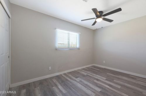 3018 81st Ave, Phoenix AZ  85033-4702 exterior