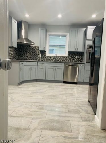 139 Fairway Ave, Belleville NJ  07109-1441 exterior