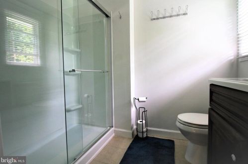 28150 Gaunts Brg Rd, Columbus NJ 08022-1813 exterior