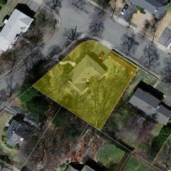 106 Oliver Rd, Newton MA  02468-2308 aerial view