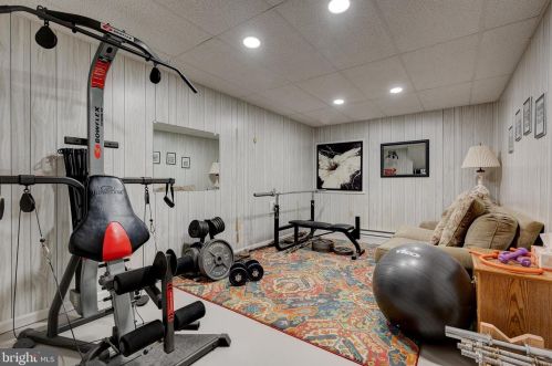 1157 Mantua Pike, West Deptford NJ 08097-1229 exterior