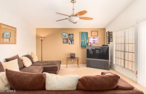 13642 41 Pl, Phoenix AZ 85028-2214 exterior