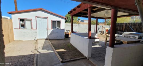 1334 Cinnabar Ave, Phoenix AZ 85020-1815 exterior