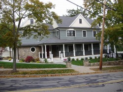 329 Waverley Ave, Newton, MA 02458-2713