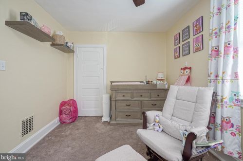 523 Lincoln Ave, West Deptford NJ 08066-1136 exterior