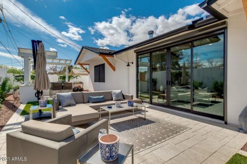 4013 49 Pl, Phoenix AZ 85018-2965 exterior