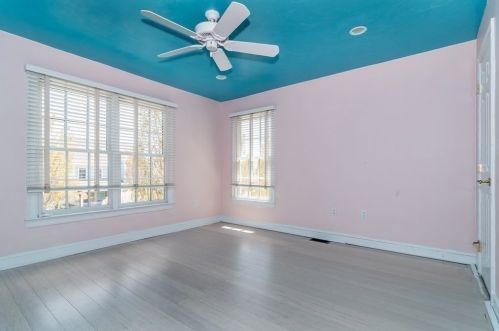 9 Preston Sq, Quincy MA 02171-3130 exterior