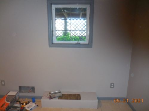 420 Main St, Agawam MA 01001-1824 exterior