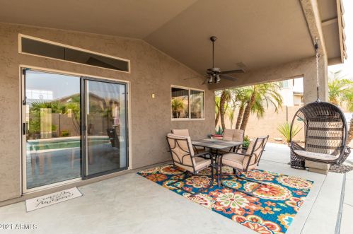 16011 18 Dr, Phoenix AZ 85045-1774 exterior