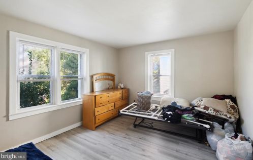 555 Greenwich Ave, West Deptford NJ  08066-1166 exterior