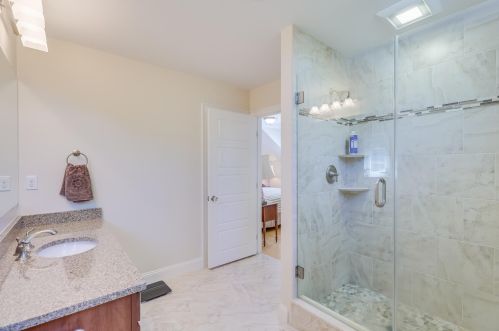 40 Main St, Falmouth MA 02540-3129 exterior