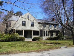 41 Berkeley St, Newton, MA 02465-2401