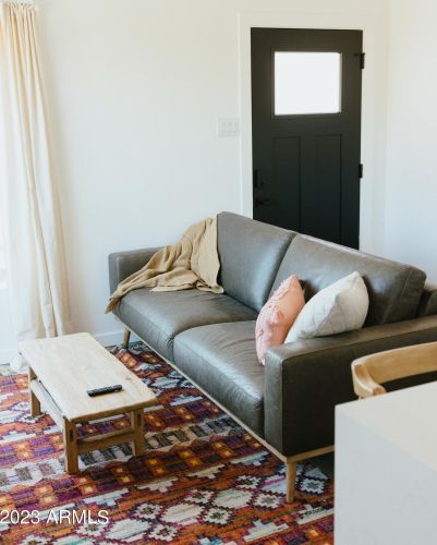 2635 Clarendon Ave, Phoenix AZ 85018-5958 exterior