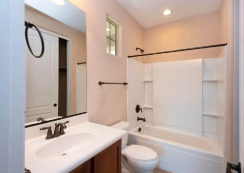 21606 36 St, Phoenix AZ 85050-6510 exterior