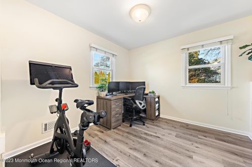 450 Branch Ave, Little Silver NJ  07739-1111 exterior