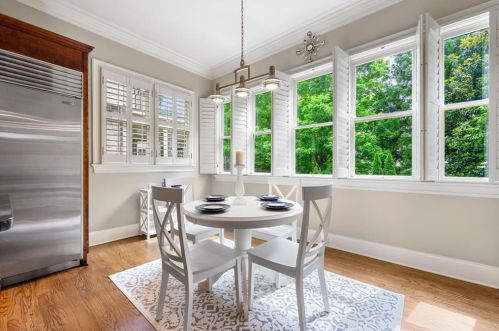 1789 Buckhead Vly Ln, Atlanta GA 30324-2795 exterior