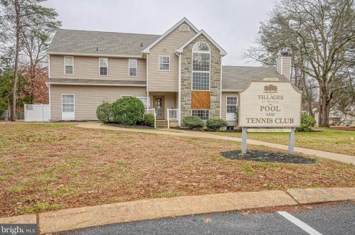 1421 Tristram Cir, West Deptford NJ 08051-2264 exterior