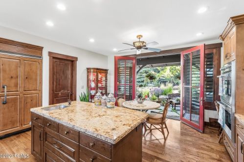 2870 Westview Trl, Park City UT 84098-6342 exterior