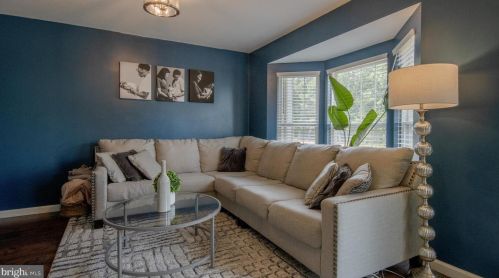 4 Coachlight Dr, Erial NJ  08081-5600 exterior