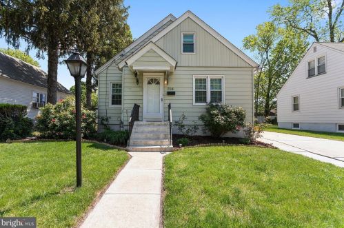 714 Washington Ave, West Deptford, NJ 08096-3547