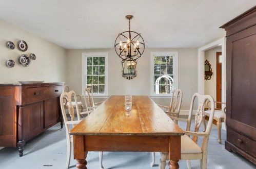 360 Windjammer Ln, Eastham MA 02642-3436 exterior