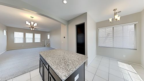 1947 77th Gln, Phoenix AZ  85035-5061 exterior