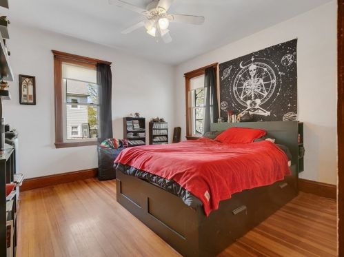 61 Paul Revere Rd, Arlington MA 02476-5729 exterior