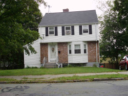 136 Cherry St, Newton, MA 02465-1239