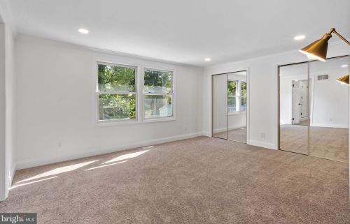 1 18th St, Burlington NJ  08016-4605 exterior