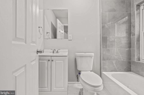 2126 20 St, Philadelphia PA 19121-1506 exterior