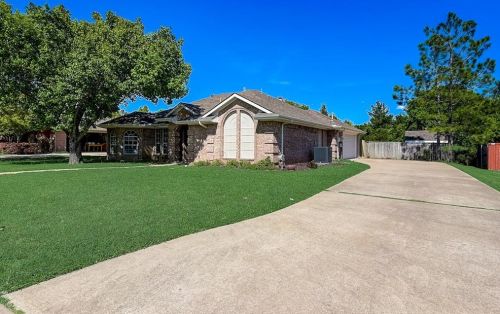 6206 Coral Ln, Garland TX 75048-3380 exterior