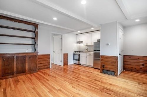 34 Trevore St, Quincy MA 02171-1127 exterior